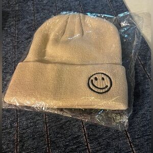 Smile face knit hat